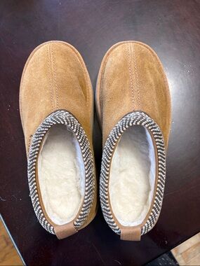 Koolaburra Tan Suede Shearling-Lined Clog Mules